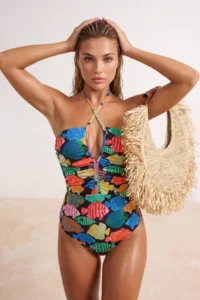 TRENDYOLMİLLA Su Six Patterned Strapless Covered Shirred Regular Swimsuit - Image 3