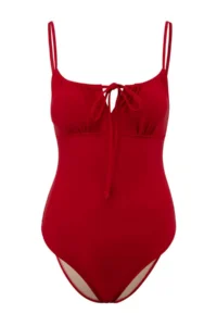 TRENDYOLMİLLA Red Covered tunnelled Regular Chlorine&Water Resistant LONG Lasting LYCRA® XTRA LIFE Swimsuit - Image 5