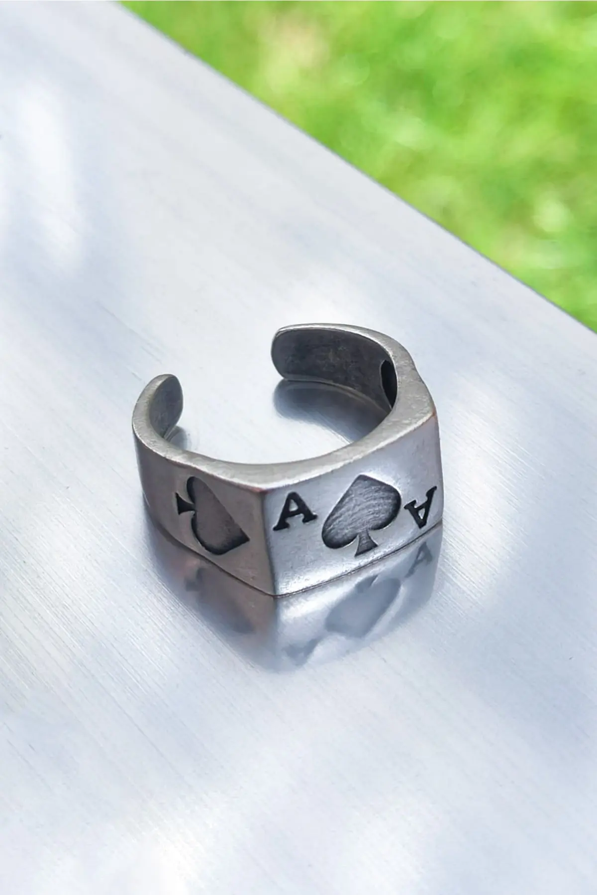 THE0021426-SILVER_1