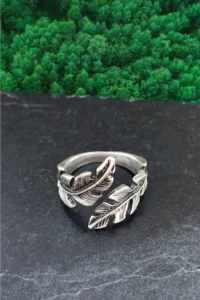 The Collection Leaf Feather Model Adjustable Men-Women Ring - Image 2