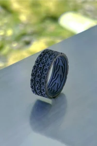 The Collection fish ridge Model Adjustable Black Ring - Image 5