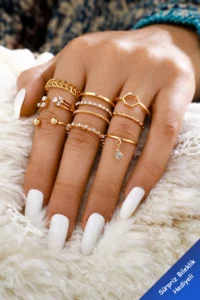 The Collection 8-Piece Combination Hanging Stone Model Joint Gold Ring Set