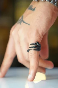 The Collection Claw Model Adjustable Black Men Ring