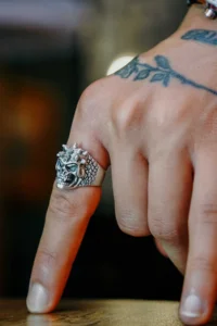 The Collection Antique Silver Plated Thorny Skull Adjustable Ring - Image 3