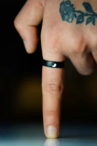 The Collection Ying Yang Denge Model Adjustable Black Ring - Image 4