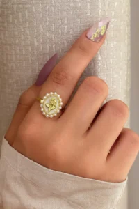 The Collection Rose Pearl Stone Rose Porte Model Pearl Detail Women's Vip Ring - Image 2