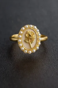 The Collection Rose Pearl Stone Rose Porte Model Pearl Detail Women's Vip Ring - Image 3
