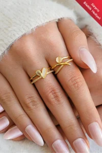 The Collection Set of 2 Modern Heart and Solitaire Detailed Form Vip Gold Rings