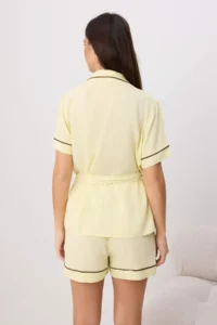 TRENDYOLMİLLA Yellow Belted Biye Detailed Viscose OF shorts Weaving Pajama Set - Image 4