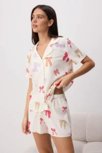 TRENDYOLMİLLA Multicolored Printed shally Weaving Pajama Set - Image 2