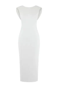 TRENDYOLMİLLA WHITE Back Accessory Detailed Sandy Lined Party Dress - Image 7