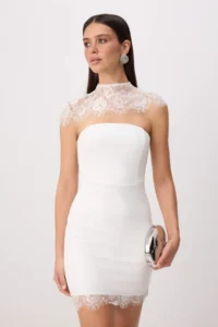 TRENDYOLMİLLA WHITE Lace Detailed Weaving Lined Mini Dress
