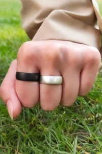 The Collection Ring Knight Adjustable Black-Silver Ring Set
