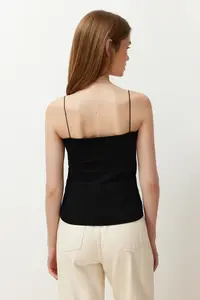 TRENDYOLMİLLA Black-WHITE-Beige 3 Sets Pack Sleeveless Fitted Square Neck Flexible Knitting Tank Top - Image 6