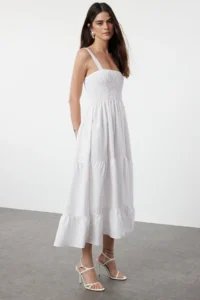 TRENDYOLMİLLA WHITE Plain A Cut Gipelli Square Neck Maxi Weaving Dress - Image 4