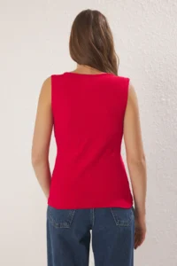 TRENDYOLMİLLA Red buttoned Asymmetric Fitted Knitting Blouse - Image 4