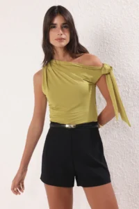 TRENDYOLMİLLA Oil Green Asymmetric Yaka Binding Detailed Flexible Knitting Blouse
