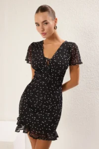 TRENDYOLMİLLA Black Polka Dot Mini Tulle Fitted Binding Detailed Knitting Dress - Image 2