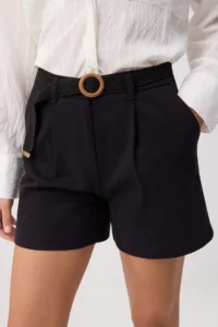 TRENDYOLMİLLA Black Arched Cotton Diz Size City Shorts & Bermuda - Image 3