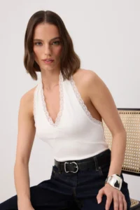TRENDYOLMİLLA Ecru Fitted Barbell Neck Lace Detailed Soft Knitting Tank Top