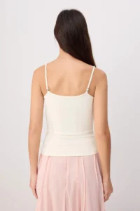 TRENDYOLMİLLA Ecru Fitted Square Neck Thin Sleeveless Sleeveless Polyamide Knitting Tank Top - Image 4