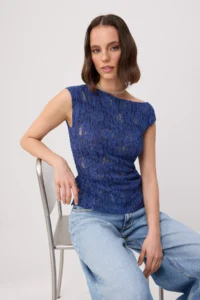 TRENDYOLMİLLA Navy Blue Polka Dot Fitted Asymmetric Collar Sleeveless Lace Knitting Blouse - Image 2