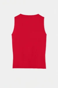 TRENDYOLMİLLA Red Fitted Keyhole Collar Sleeveless interlock Knitting Blouse - Image 6
