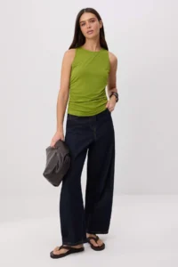 TRENDYOLMİLLA Oil Green Plain Fitted Boat Neck Standard Sleeve Sleeveless Flexible Knitting Blouse - Image 2