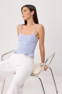 TRENDYOLMİLLA Light/Bebe Blue Fitted Square Neck Sleeveless Soft Knitting Blouse - Image 2