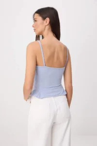 TRENDYOLMİLLA Light/Bebe Blue Fitted Square Neck Sleeveless Soft Knitting Blouse - Image 4