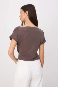 TRENDYOLMİLLA Light Brown Premium Lyocell Content Off-Shoulder Neck Stone Detailed Soft Knitting Blouse - Image 4