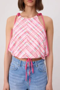 TRENDYOLMİLLA Pink Geometric pattern Ruffle Detailed Weaving Blouse - Image 3