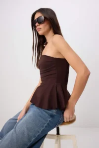 TRENDYOLMİLLA Brown Fitted Strapless Sleeveless Soft Touch Knitting Blouse - Image 2