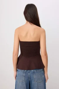 TRENDYOLMİLLA Brown Fitted Strapless Sleeveless Soft Touch Knitting Blouse - Image 4