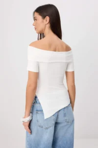 TRENDYOLMİLLA Ecru Plain Fitted Carmen Collar Knitting Blouse - Image 4