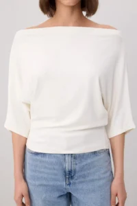 TRENDYOLMİLLA Ecru Regular/Normal Pattern Off-Shoulder Neck Short Sleeve Soft Knitting Blouse - Image 3