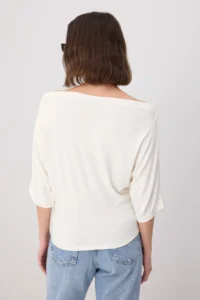 TRENDYOLMİLLA Ecru Regular/Normal Pattern Off-Shoulder Neck Short Sleeve Soft Knitting Blouse - Image 4