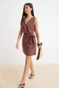 TRENDYOLMİLLA More Sustainable Brown Midi Weaving Dress