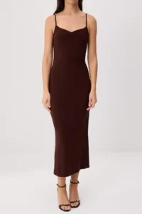 TRENDYOLMİLLA Brown Plain bodycon/Fitting Thin Sleeveless Maxi Knitting Dress - Image 3