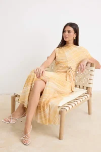 TRENDYOLMİLLA Yellow Plaid/Checkered Aline/Life Form Accessory Detailed Tulle Maxi Knitting Dress - Image 2
