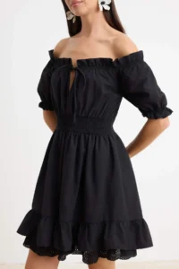 TRENDYOLMİLLA Black Mini Weaving Dress - Image 3