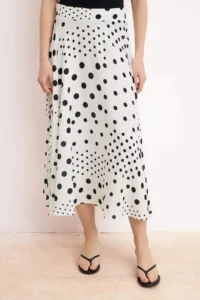 TRENDYOLMİLLA WHITE Black Polka Dot Midi flared Viscose Skirt - Image 3