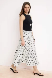 TRENDYOLMİLLA WHITE Black Polka Dot Midi flared Viscose Skirt - Image 5