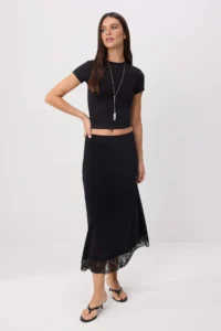 TRENDYOLMİLLA Black A-Pattern/Life Form Lace Detailed Midi Flexible Knitting Skirt