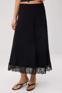 TRENDYOLMİLLA Black A-Pattern/Life Form Lace Detailed Midi Flexible Knitting Skirt - Image 3