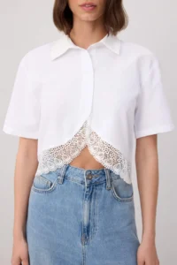 TRENDYOLMİLLA WHITE Lace Garnili Crop/Short Cut Shirt - Image 3