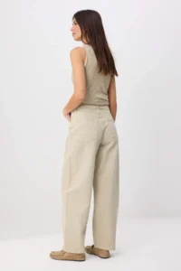 TRENDYOLMİLLA Beige Stitching Detailed High Waist Baggy 100% Cotton jeans - Image 4