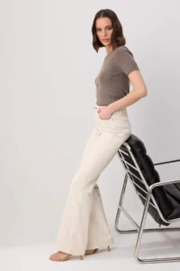 TRENDYOLMİLLA Ecru  High Waist Flare jeans - Image 3