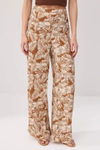 TRENDYOLMİLLA Brown-Multicolored Patterned Viscose Rahat Cut Elastic Waist Wide Leg Pants - Image 3