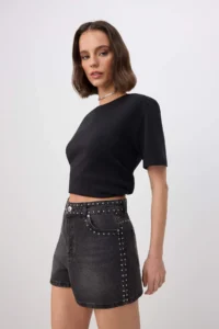 TRENDYOLMİLLA Black High Waist City Size 100% Cotton DENIM Shorts - Image 2